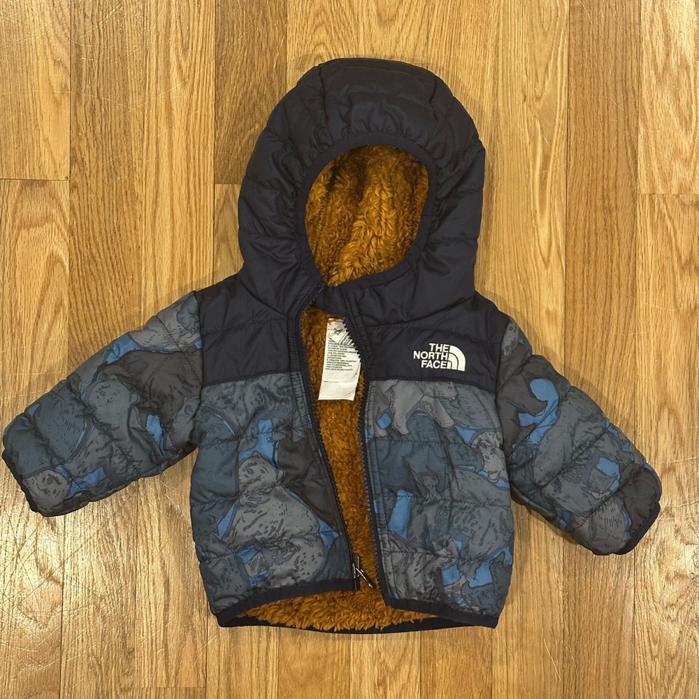 0-3 mo North Face Chimborazo jacket reversible high pile fleece sherpa
